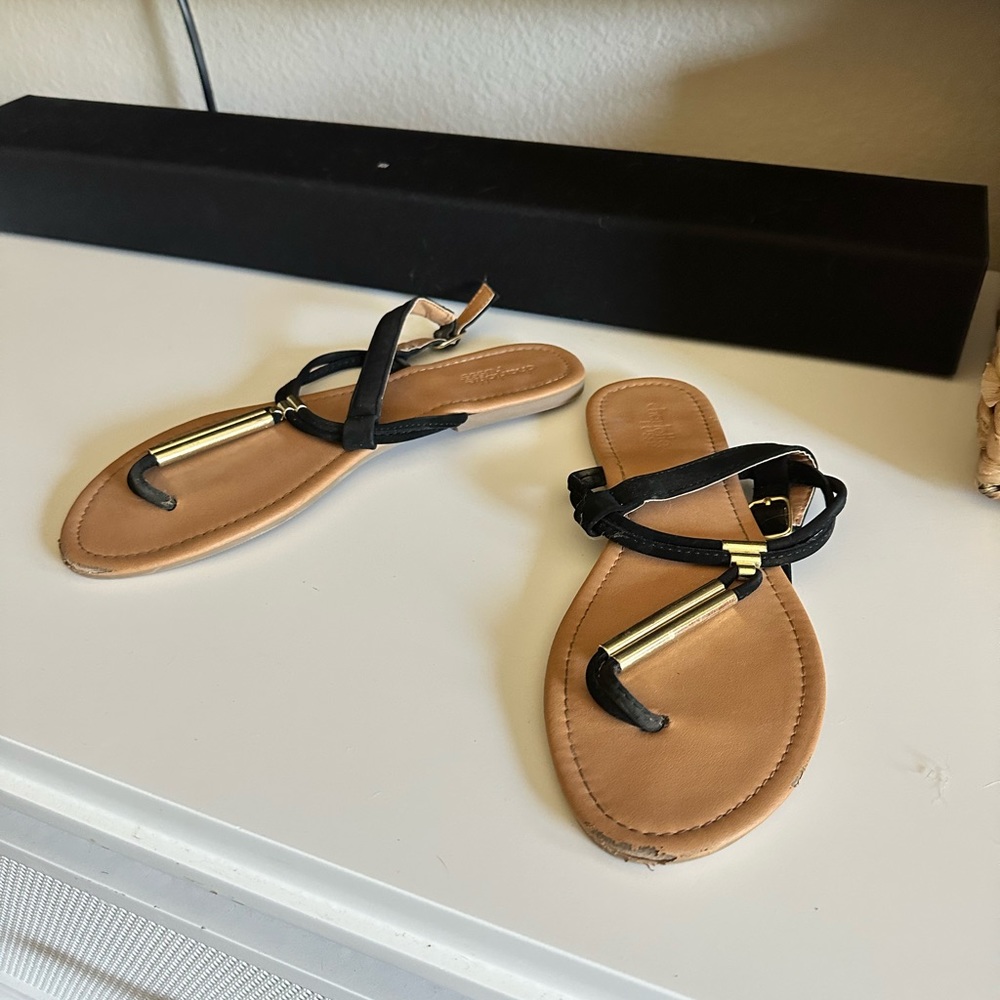 Women’s sandals